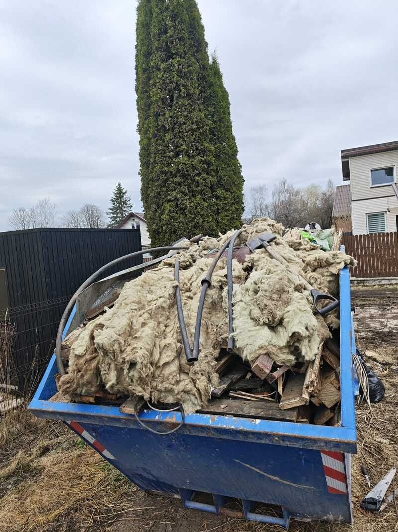 Statybinių šiukšlių išvežimas.